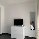 Central, Fully Equipped Modern - 2 Διαμέρισμα