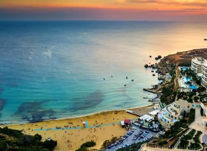 Apartment Central, Fully Equipped Modern - 2 L-Imgarr