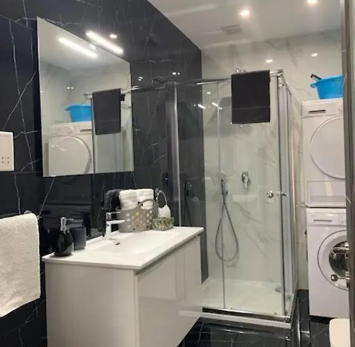 Central, Fully Equipped Modern - 2 * L-Imgarr