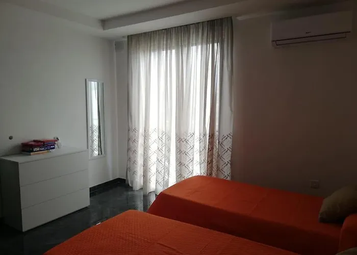 Central, Fully Equipped Modern - 2